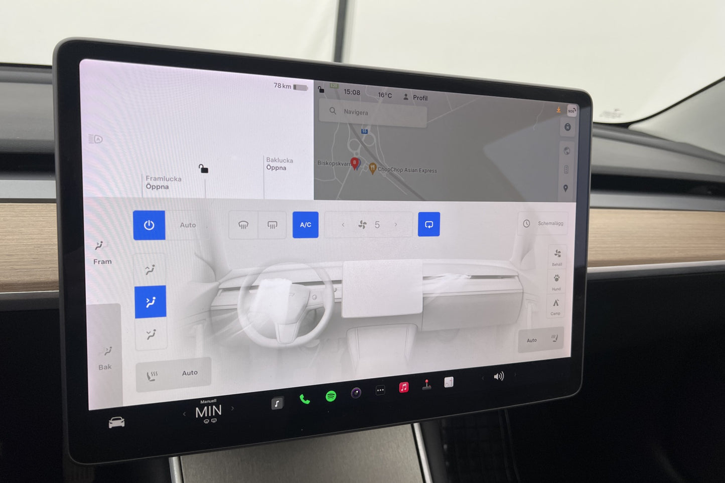 Tesla Model 3 Standard Range Plus 258hk Svensksåld Dragkrok