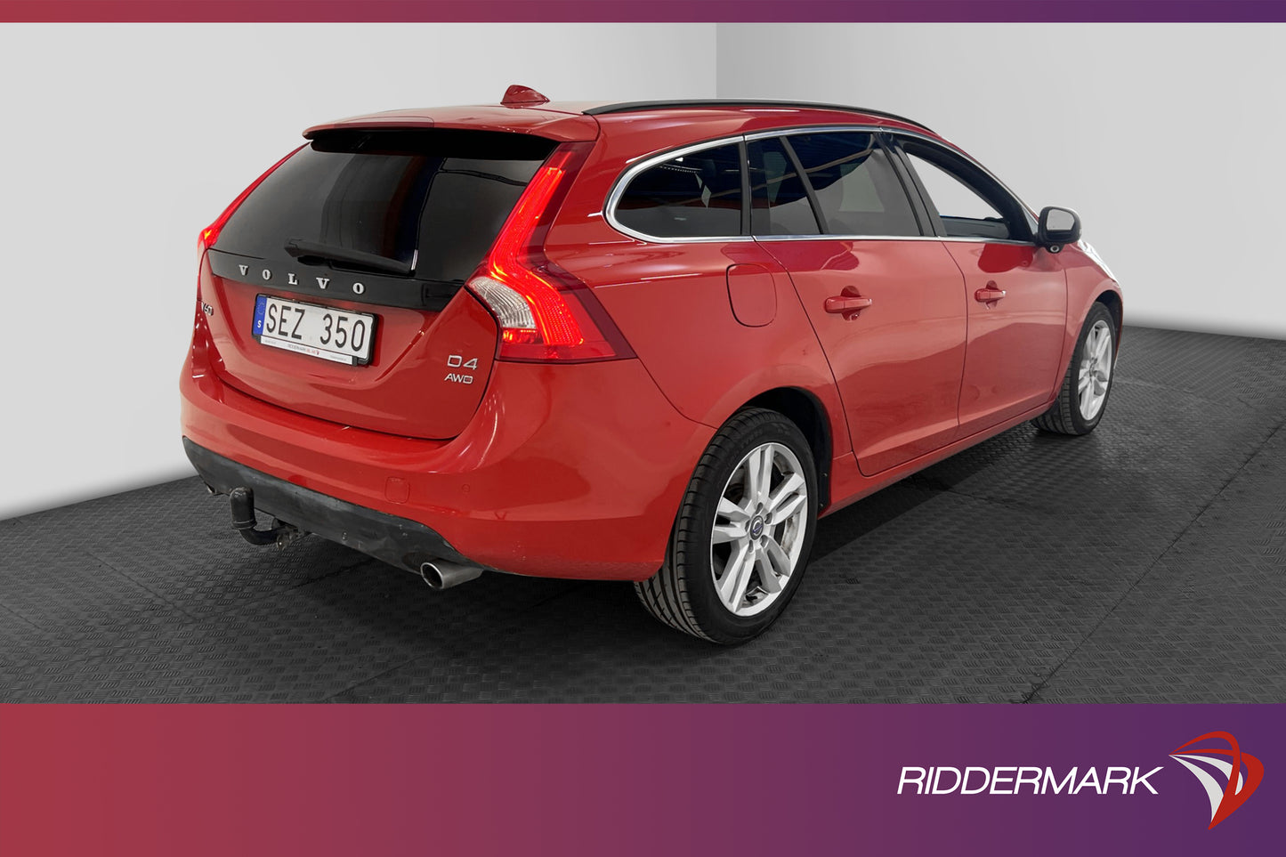 Volvo V60 D4 AWD 163hk Momentum D-Värmare Skinn BLIS Drag