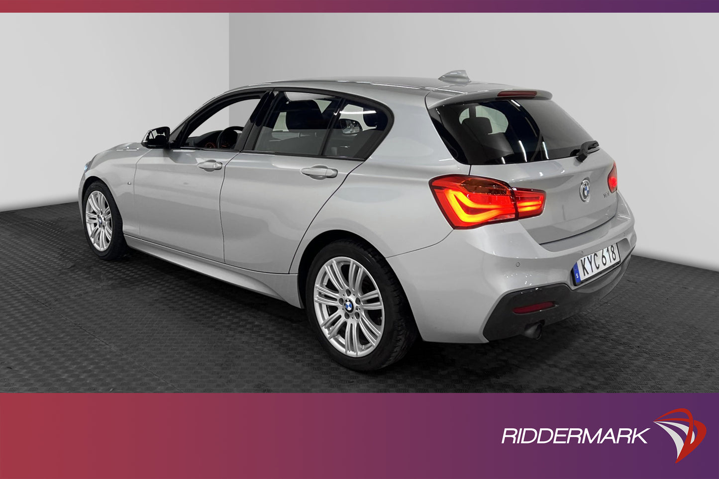 BMW 118i M-Sport Shadowline Sensorer Alcantara 0.51L/mil