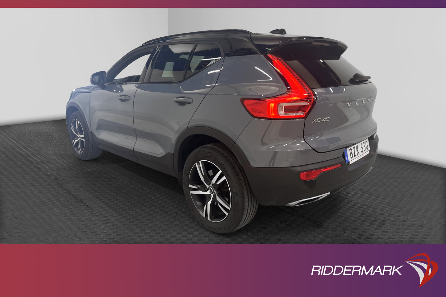 Volvo XC40 T4 AWD 190hk R-Design VOC B-värm B-kamera Skinn