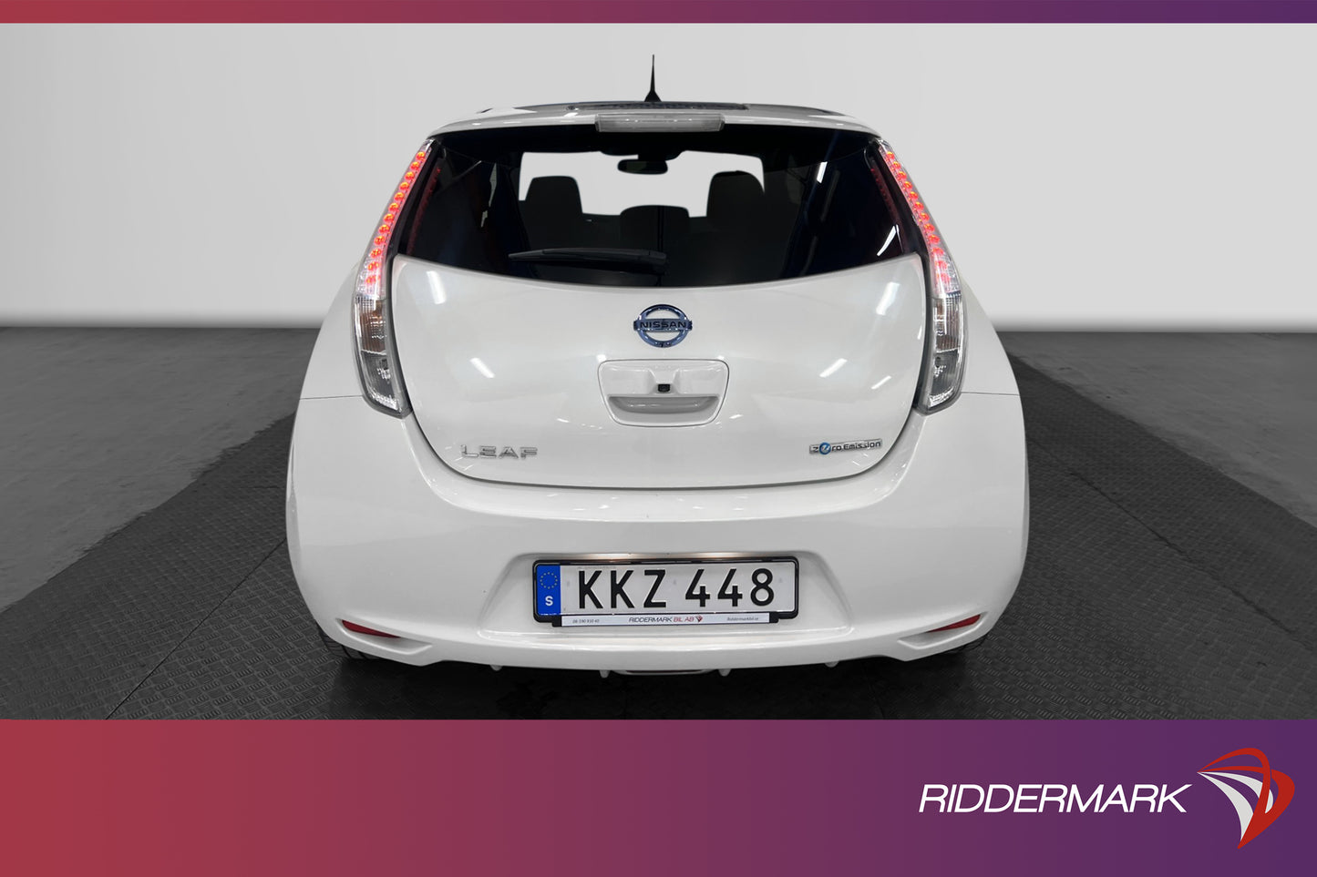 Nissan Leaf 30 kWh 109hk Backkamera Rattvärme Navi