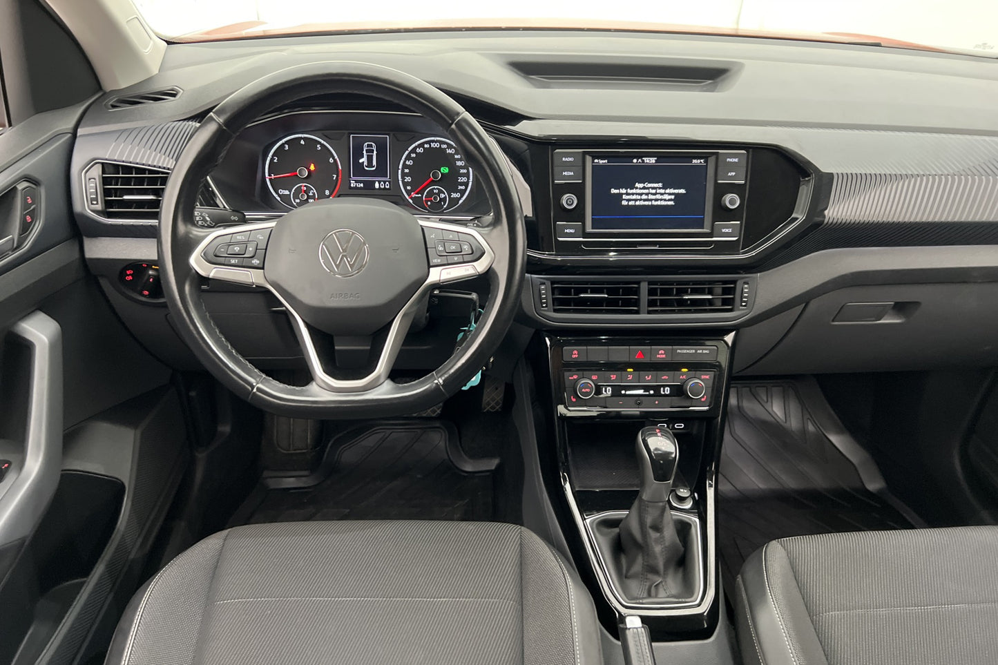 Volkswagen T-Cross 1.0 TSI 110hk GT Adaptiv CarPlay Välserv