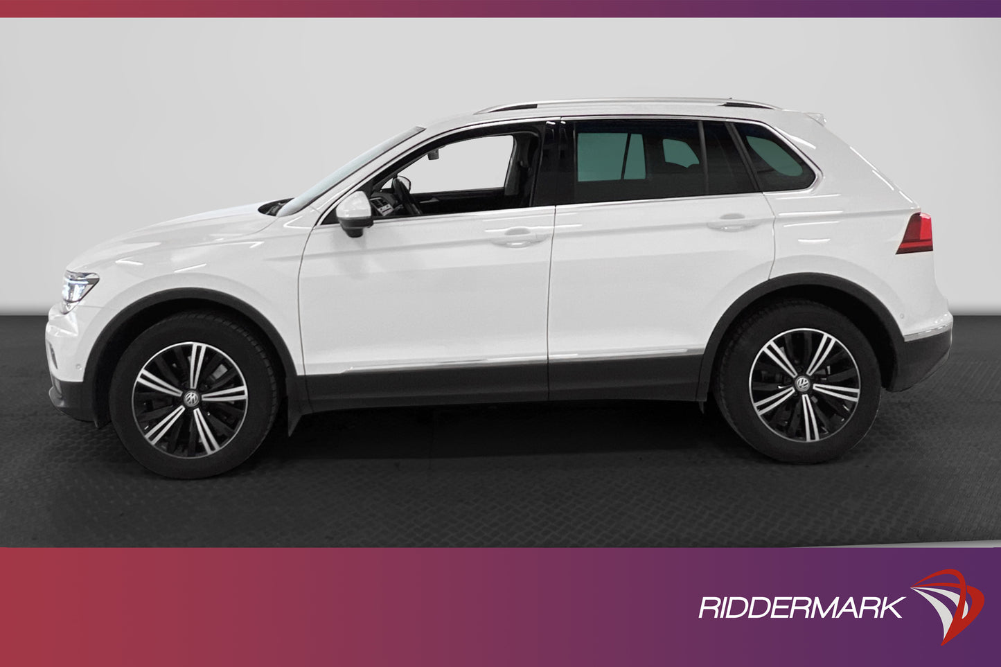 Volkswagen Tiguan 2.0 TDI 190hk 4M Cockpit D-Värm B-Kamera