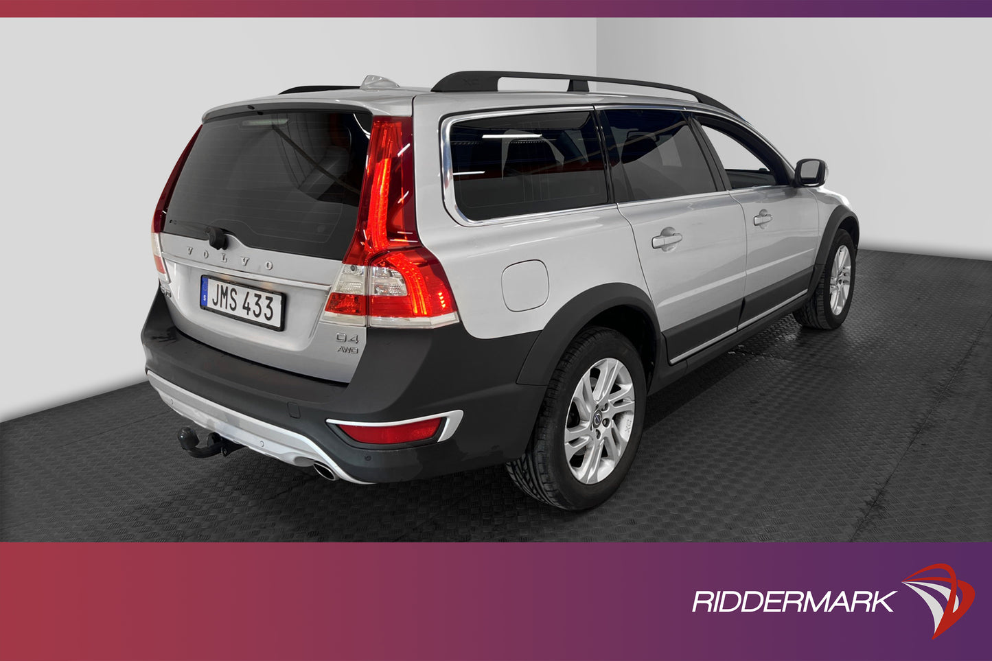 Volvo XC70 D4 AWD 181hk Momentum D-värm VOC Drag Nyservad