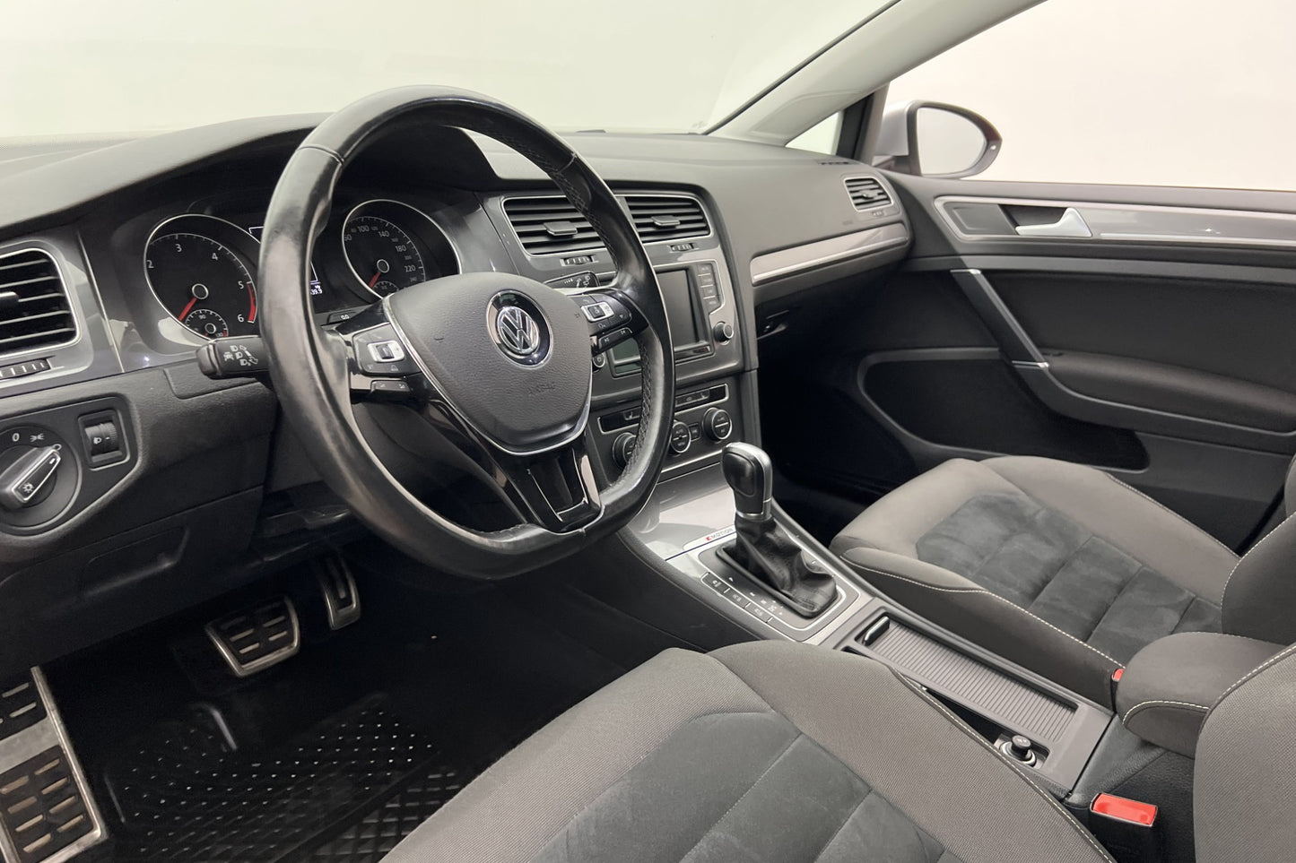 Volkswagen Golf Alltrack 4M 184hk Värm Kamera Drag Välservad